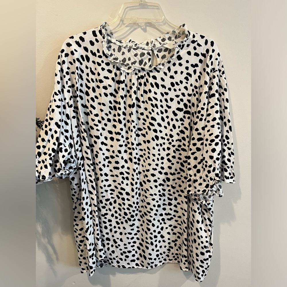 Agnes Orinda top- make offers